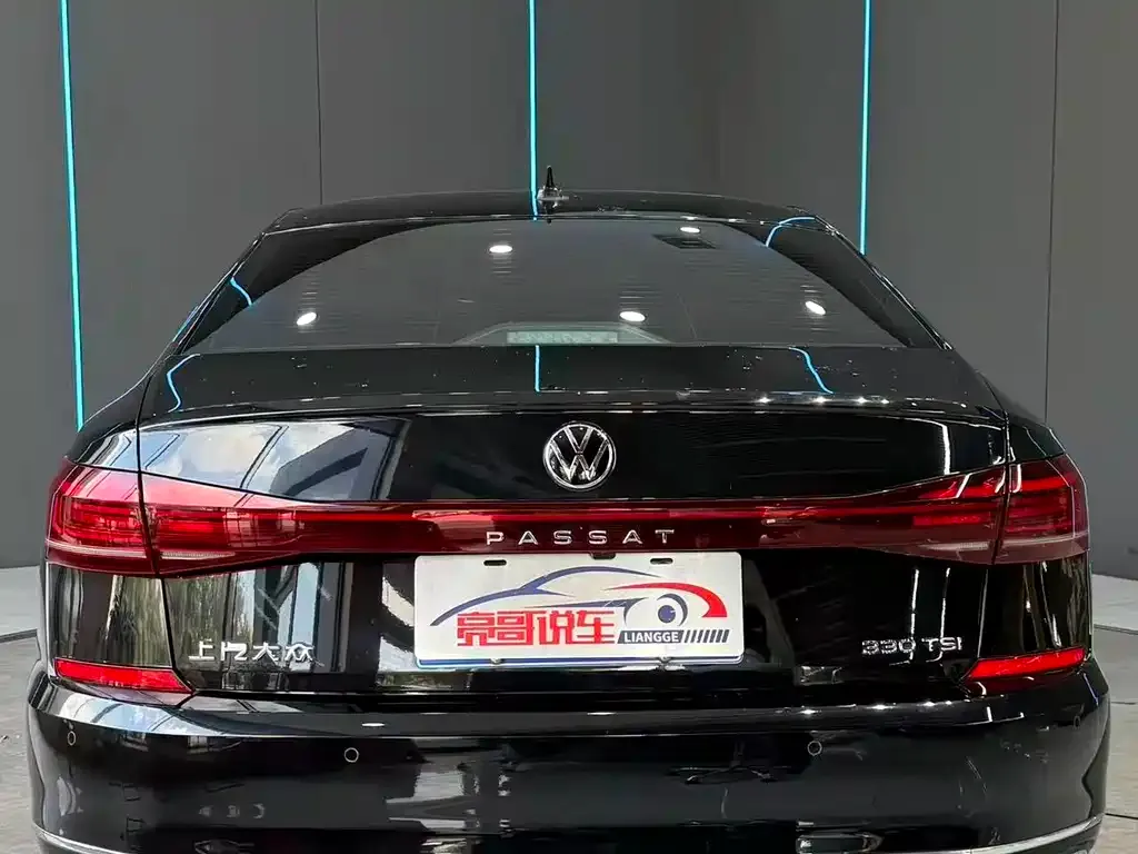 Volkswagen Passat — фото 3