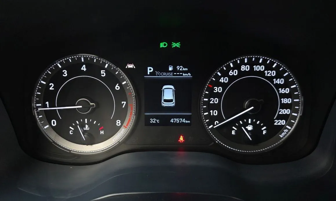 Hyundai Venue — фото 2