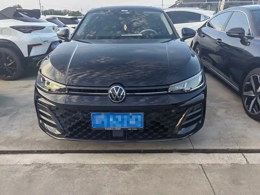 Volkswagen Passat — фото 3