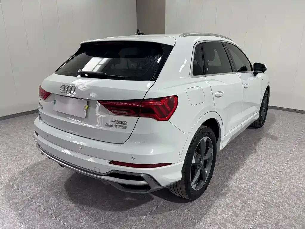 Audi Q3 — фото 8