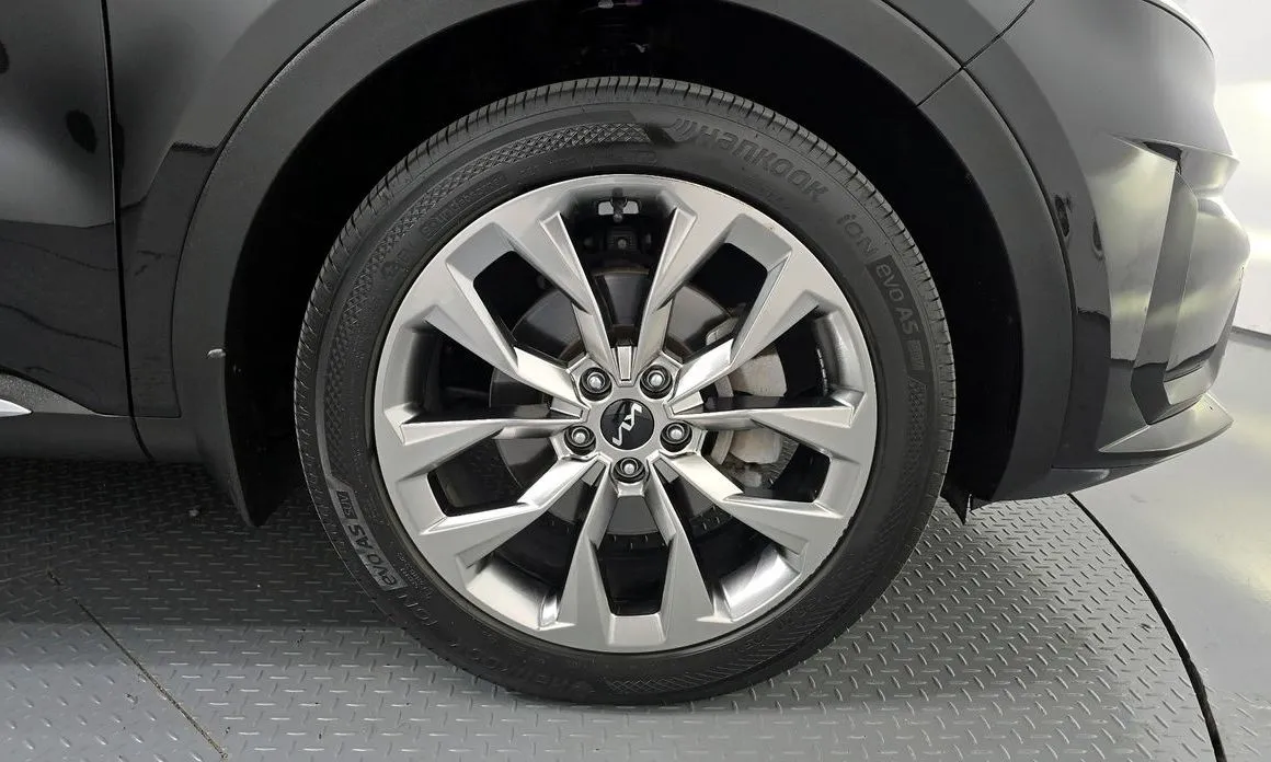 Kia Sorento — фото 5