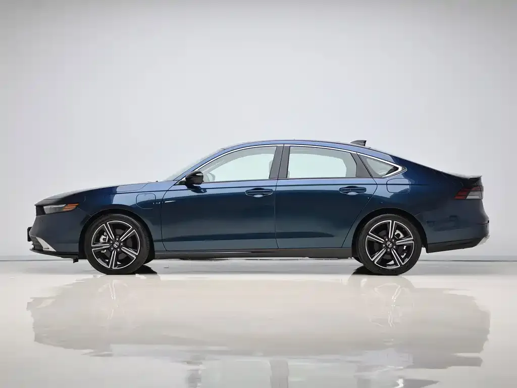 Honda Accord New Energy — фото 6