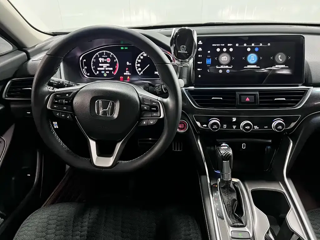 Honda Accord — фото 3
