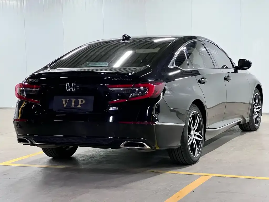 Honda Accord — фото 5