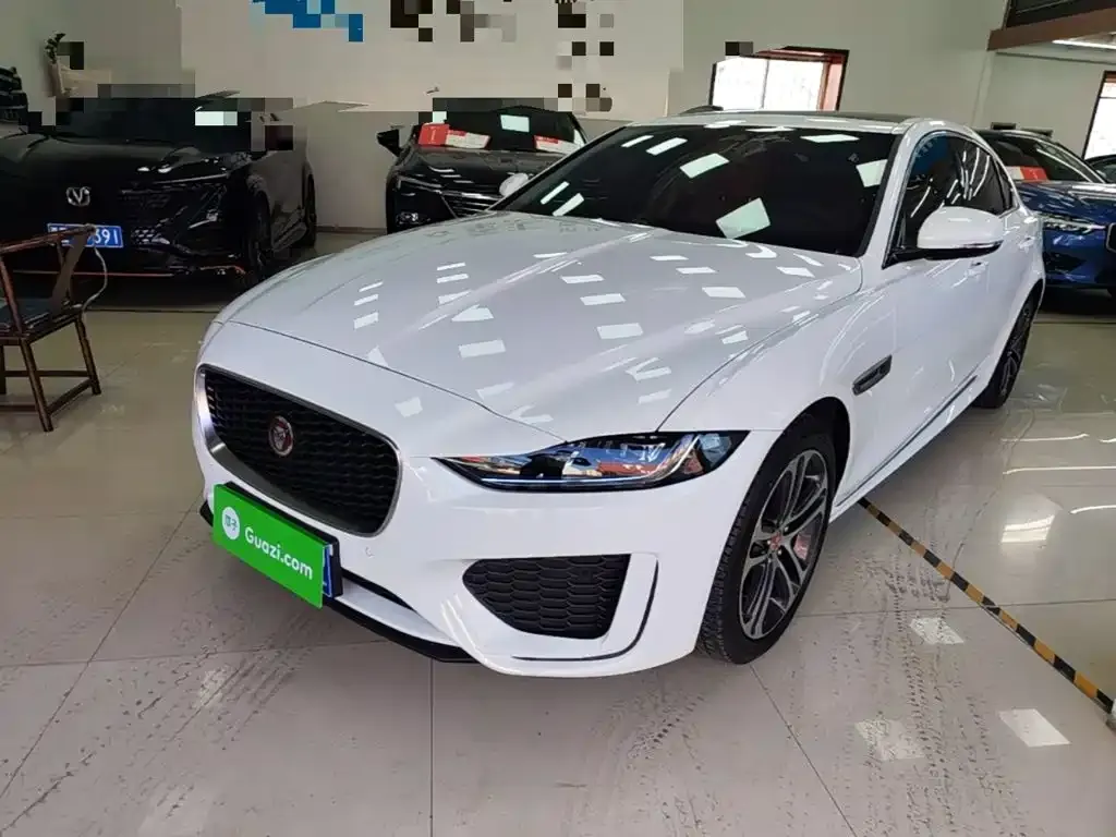 Jaguar XEL — фото 1