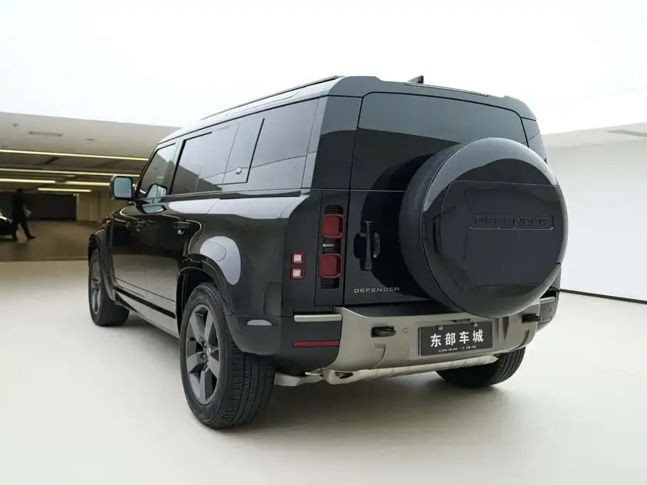 Land Rover Defender — фото 2
