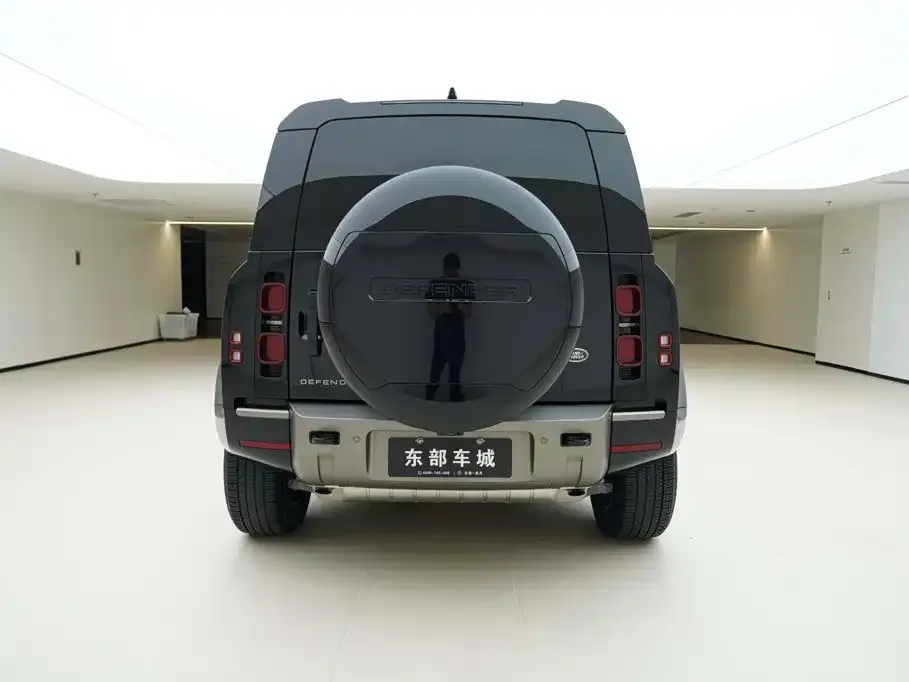 Land Rover Defender — фото 5
