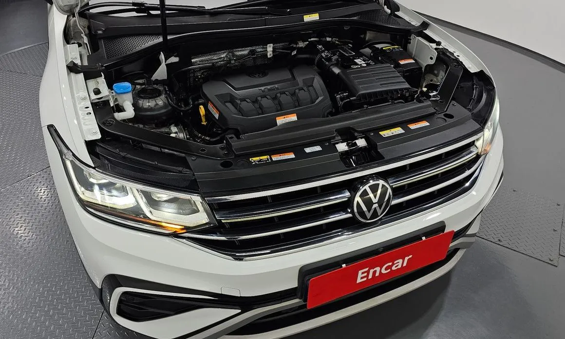 Volkswagen Tiguan — фото 5