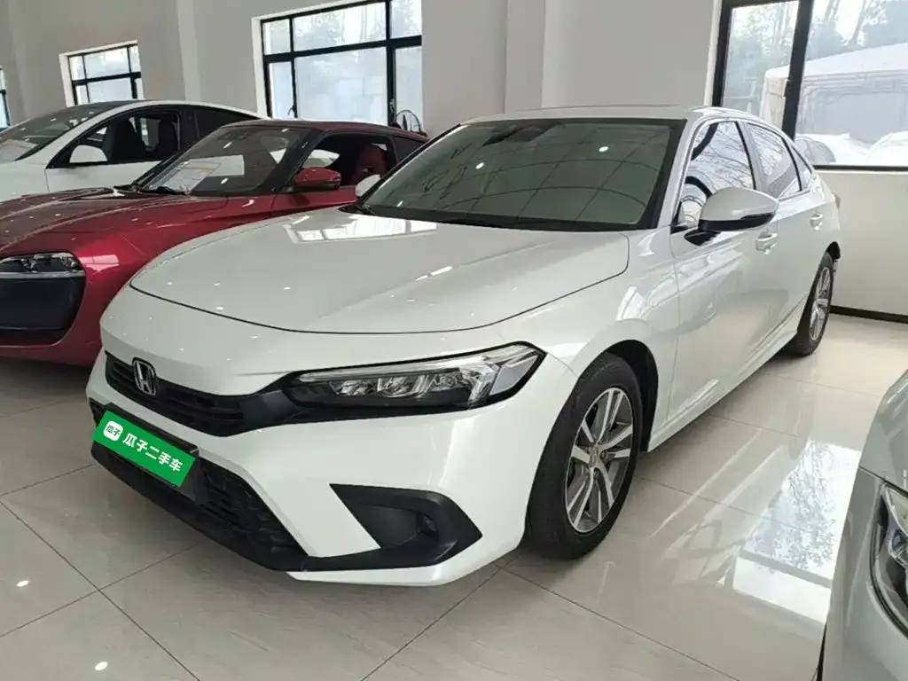 Honda Civic — фото 1