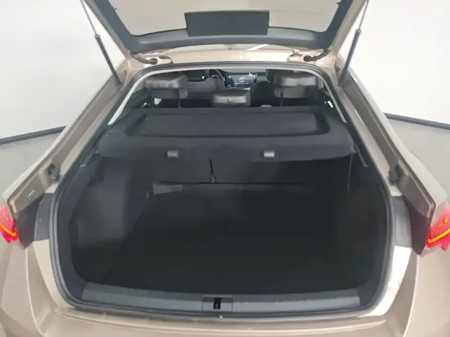 Skoda Octavia — фото 2