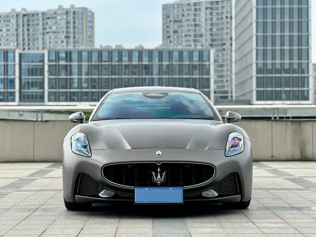 Maserati GranTurismo — фото 7