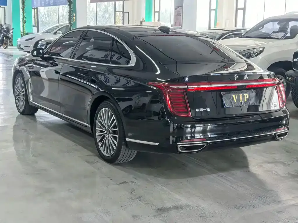 Hongqi H9 — фото 9