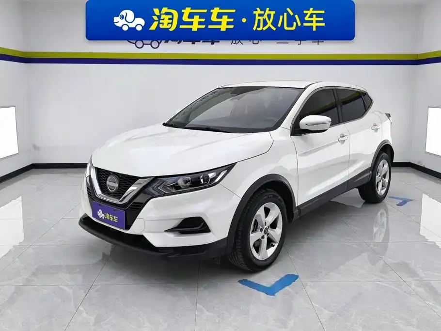 Nissan Qashqai — фото 1