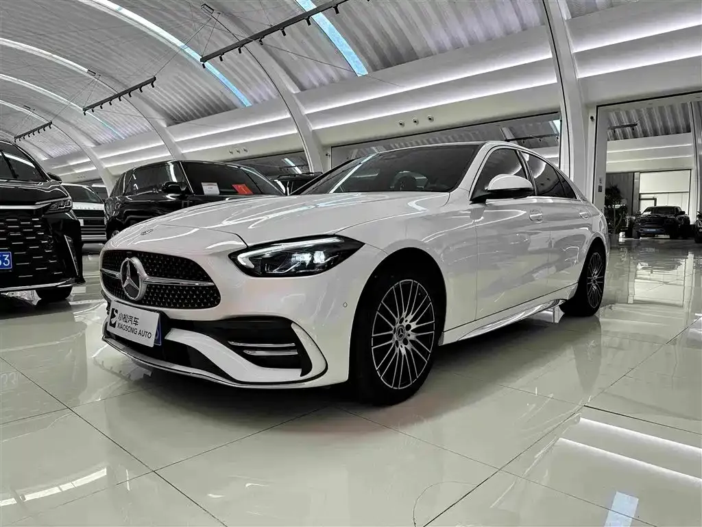 Mercedes-Benz C-Class — фото 1