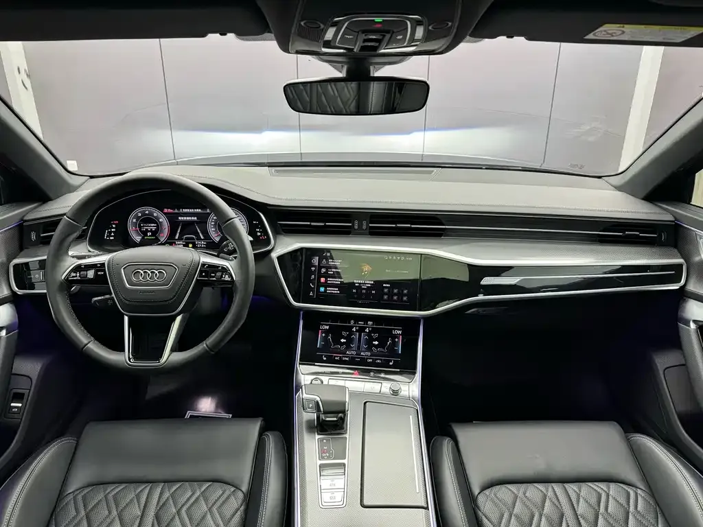 Audi A6L — фото 7
