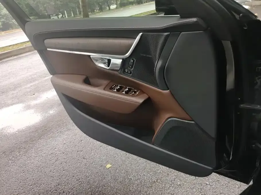 Volvo S90 — фото 3