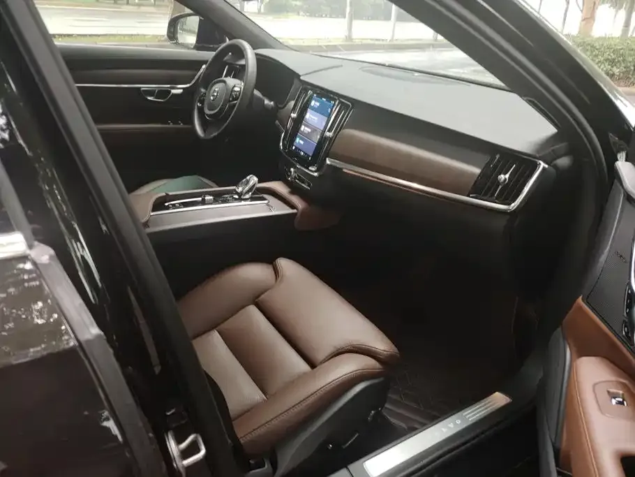Volvo S90 — фото 2