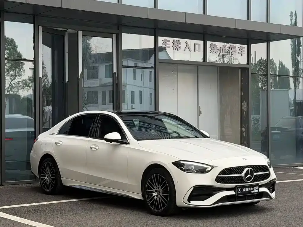 Mercedes-Benz C-Class — фото 4