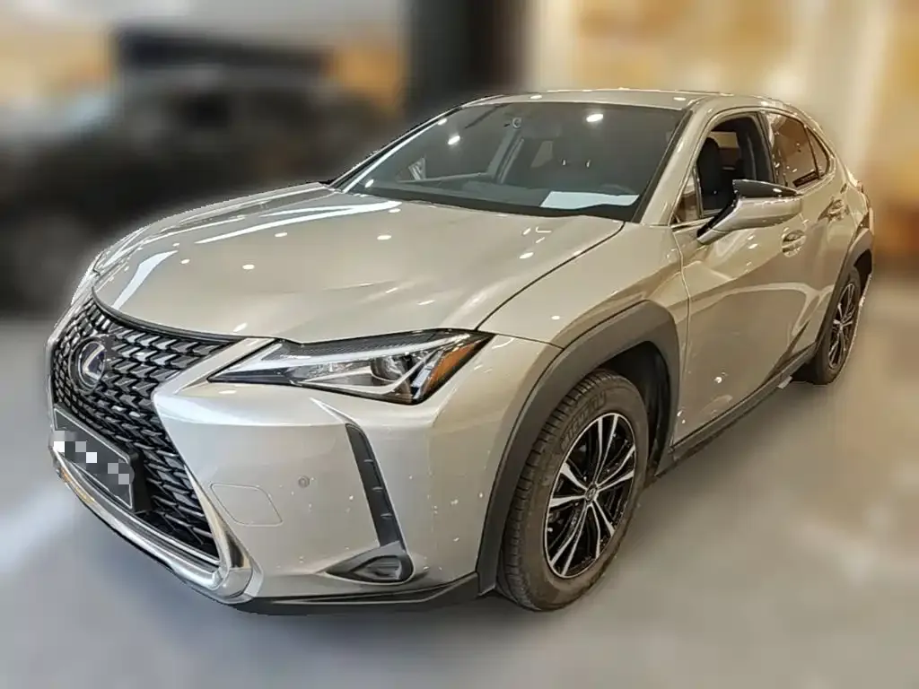 Lexus UX — фото 1