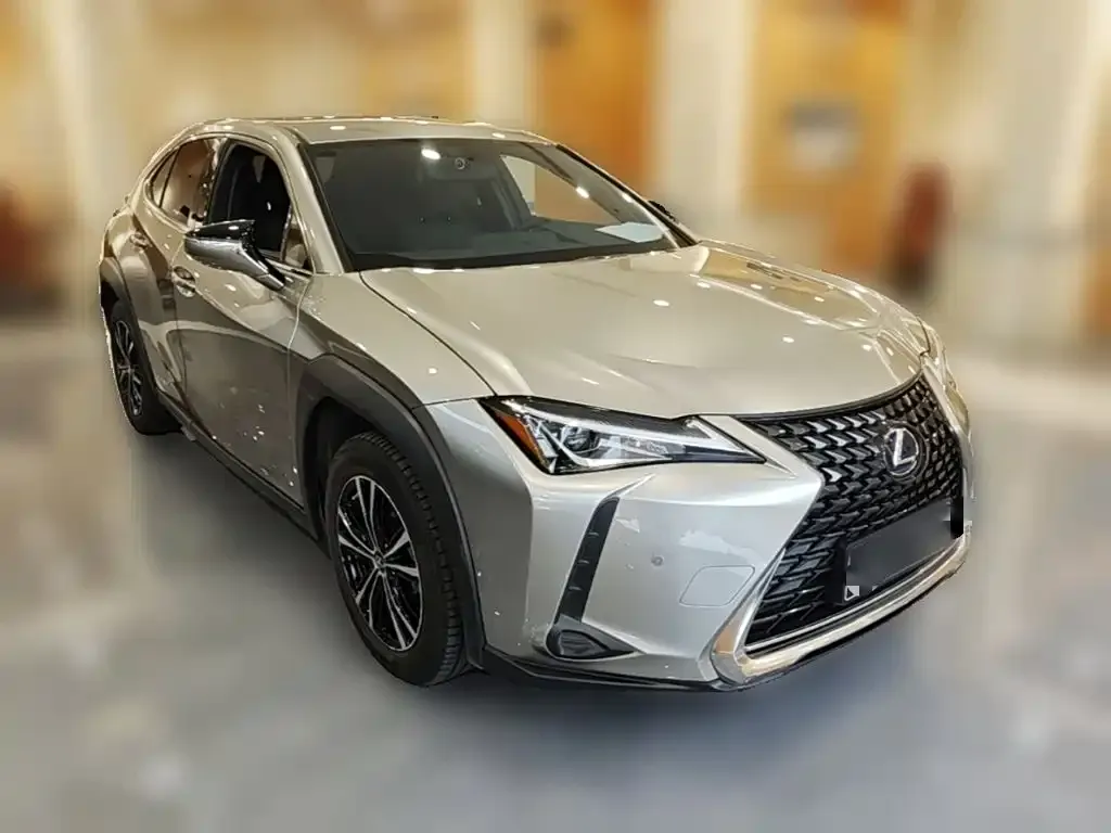 Lexus UX — фото 3