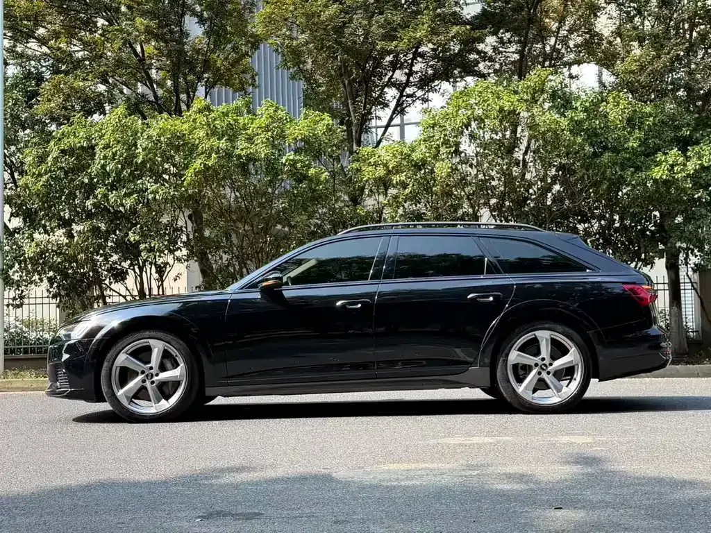 Audi A6 (Import) — фото 6