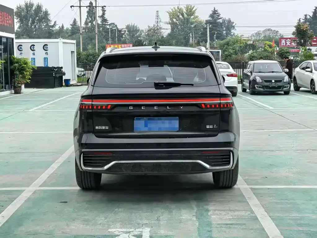 Geely Xingyue L — фото 4