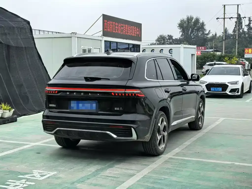 Geely Xingyue L — фото 3