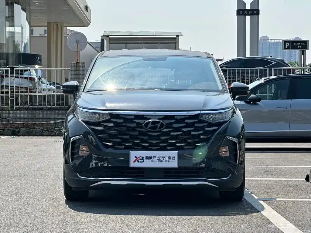 Hyundai Custo — фото 5