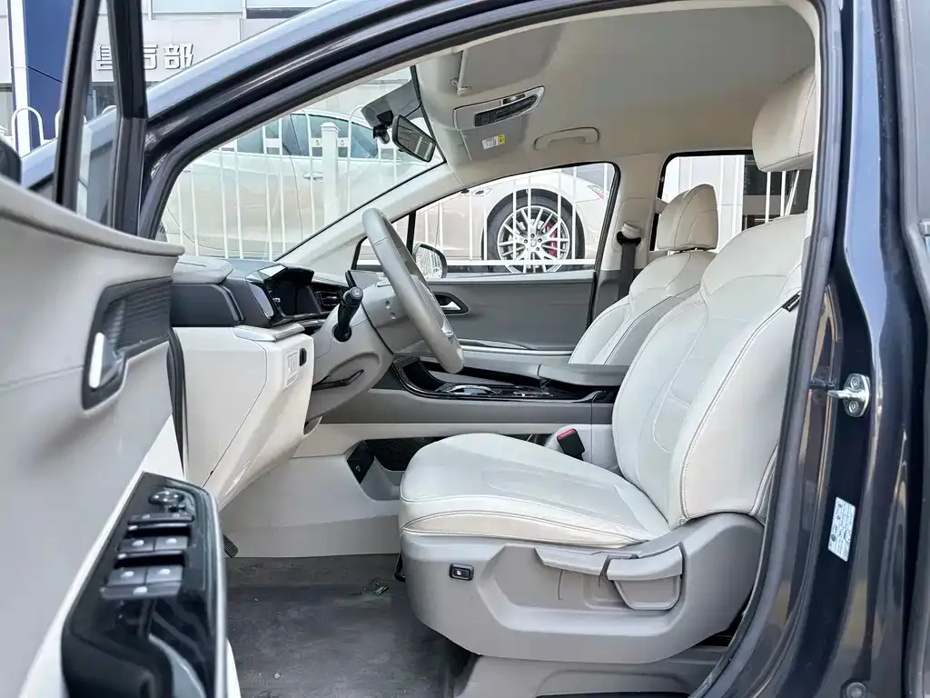 Hyundai Custo — фото 3