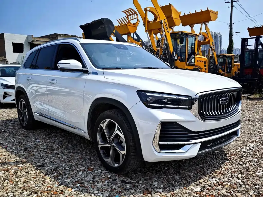 Geely Xingyue L — фото 1