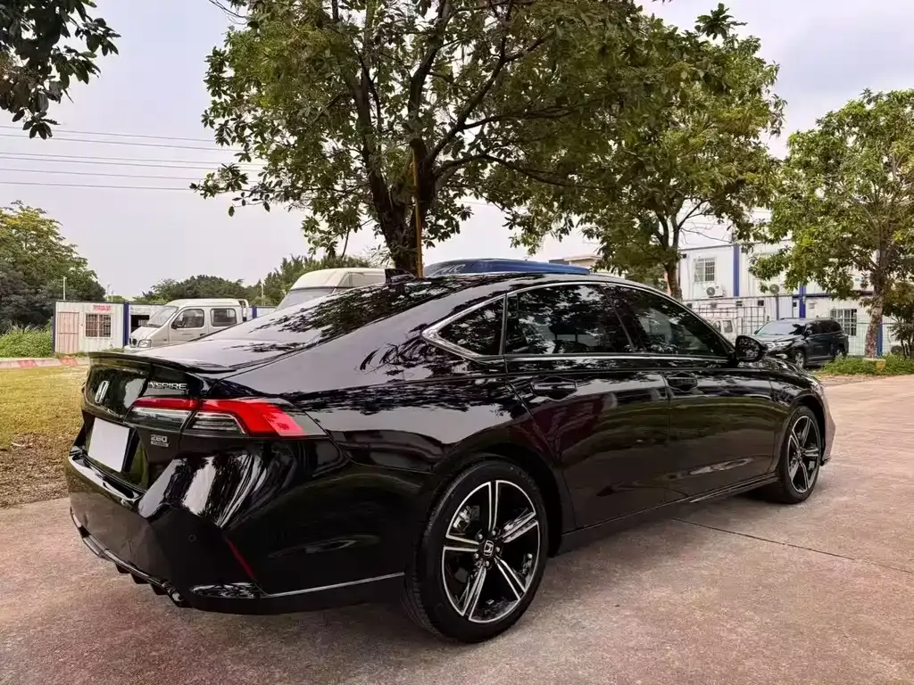 Honda Inspire — фото 5