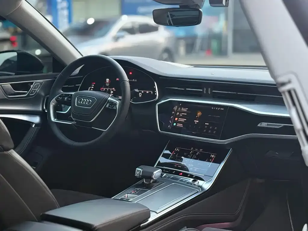 Audi A7L — фото 3