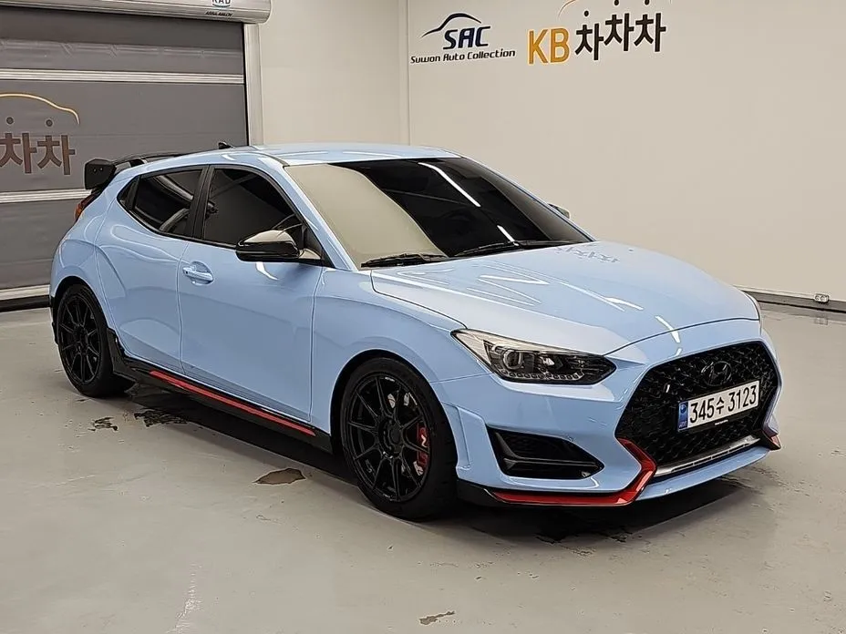 Hyundai Veloster — фото 2