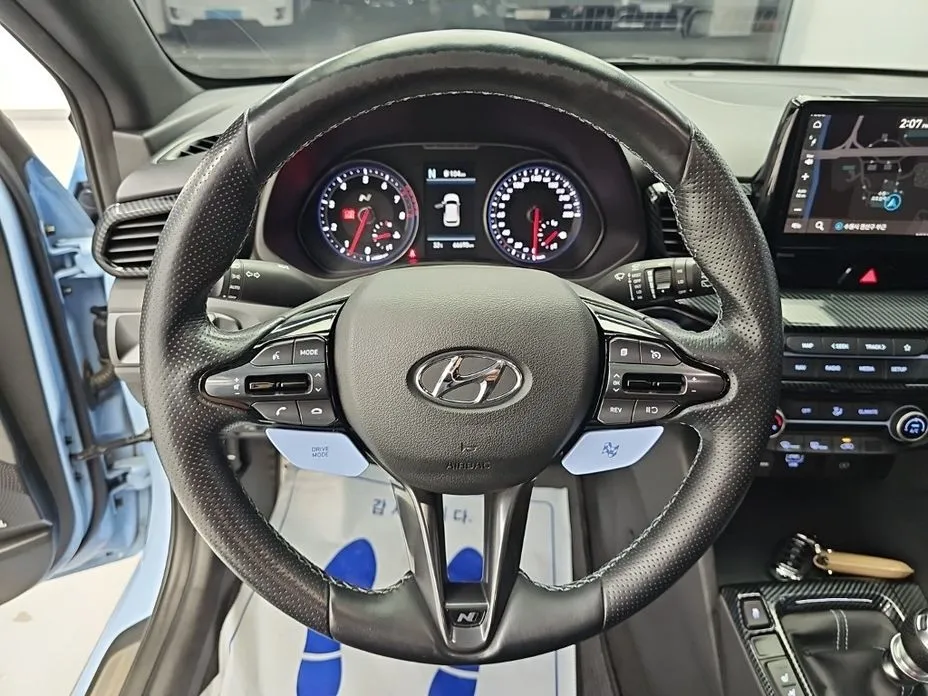 Hyundai Veloster — фото 9