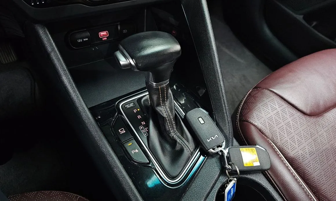 Kia Niro — фото 10