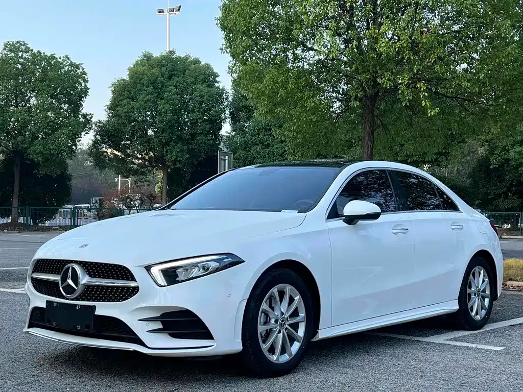 Mercedes-Benz A-Class — фото 1