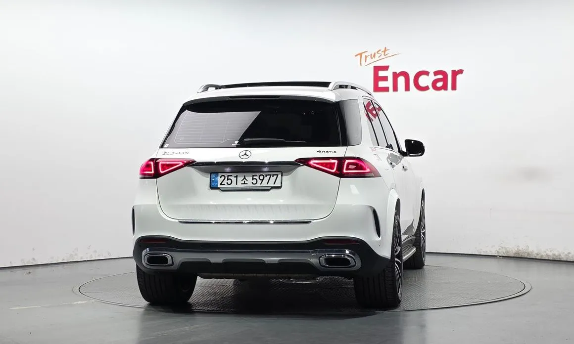 Mercedes-Benz GLE-Class — фото 5