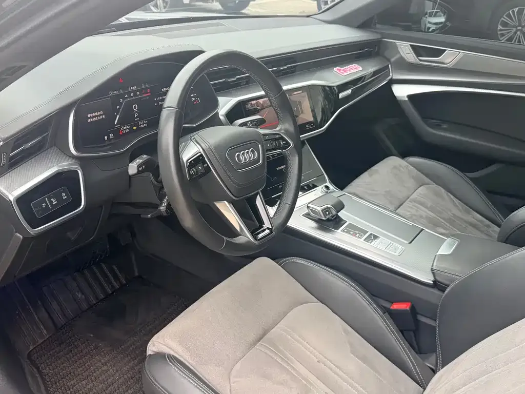 Audi A6L — фото 6