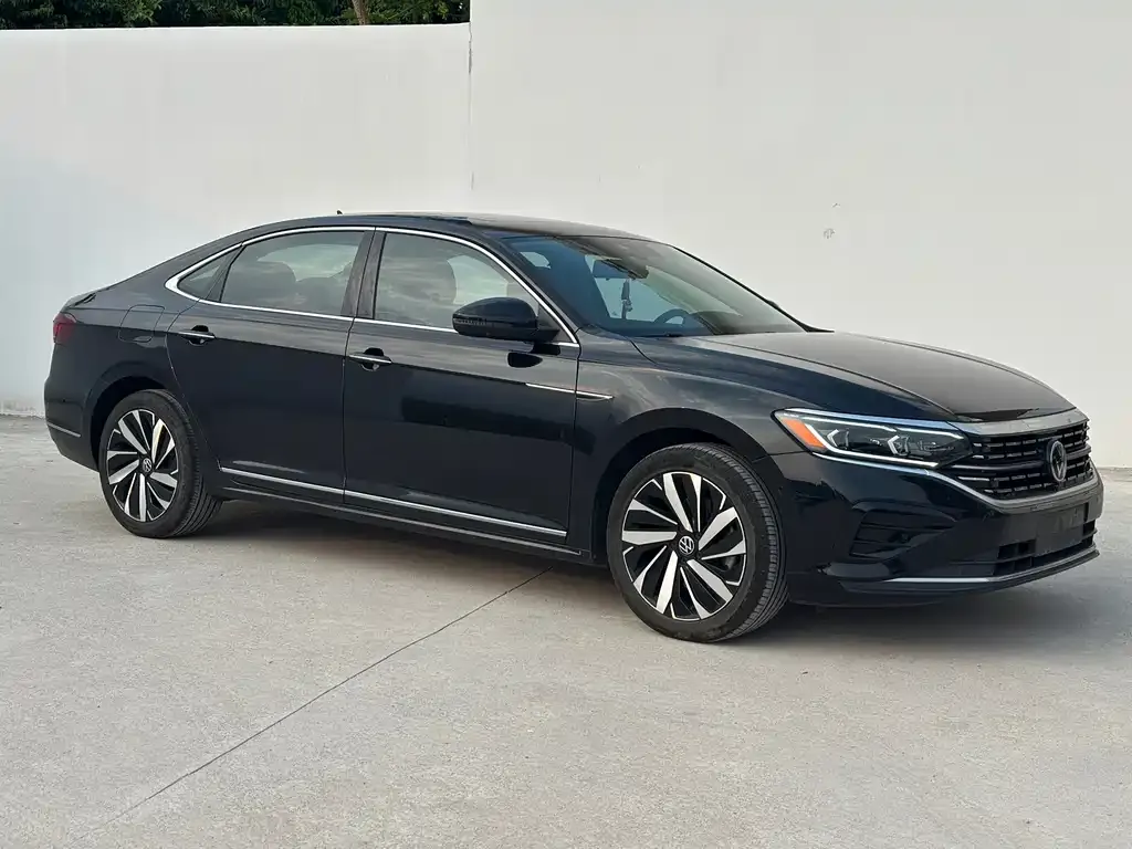 Volkswagen Passat — фото 5