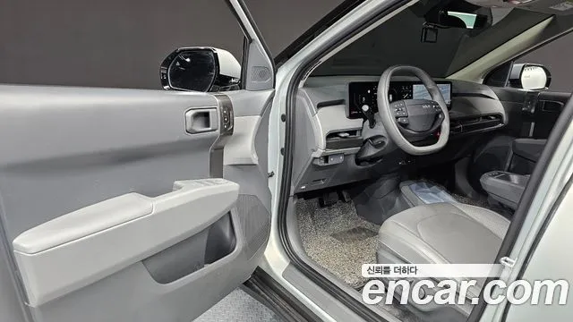 Kia EV3 — фото 9