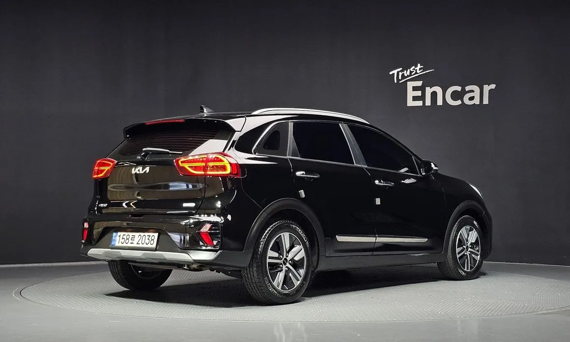 Kia Niro — фото 10