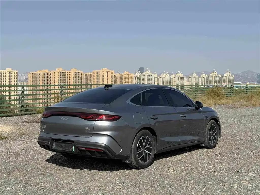 BYD Qin L — фото 7