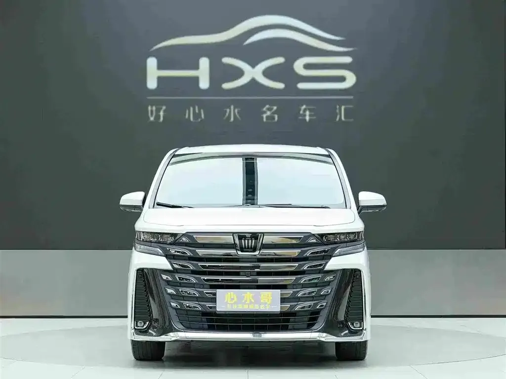 Toyota Vellfire — фото 2