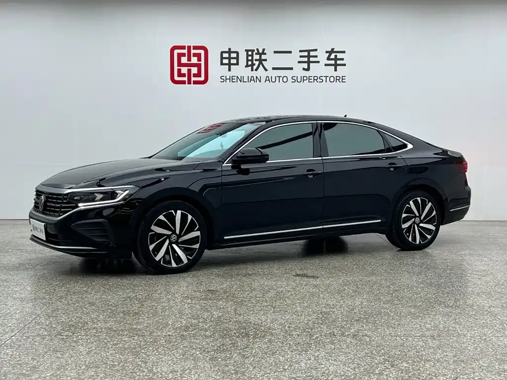Volkswagen Passat — фото 1