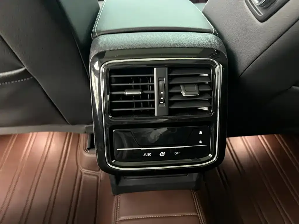 Volkswagen Passat — фото 2