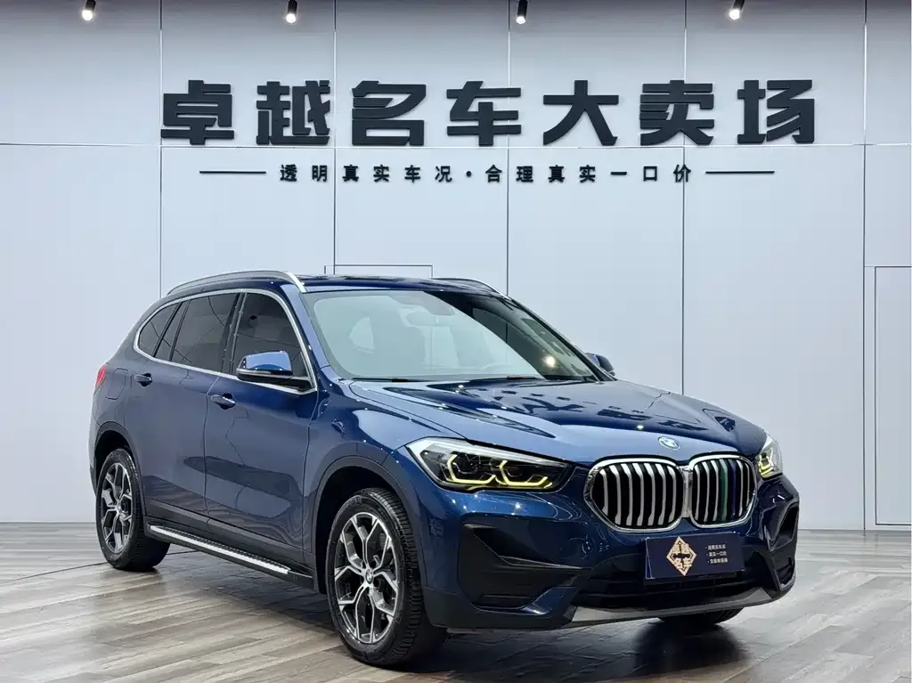 BMW X1 — фото 9