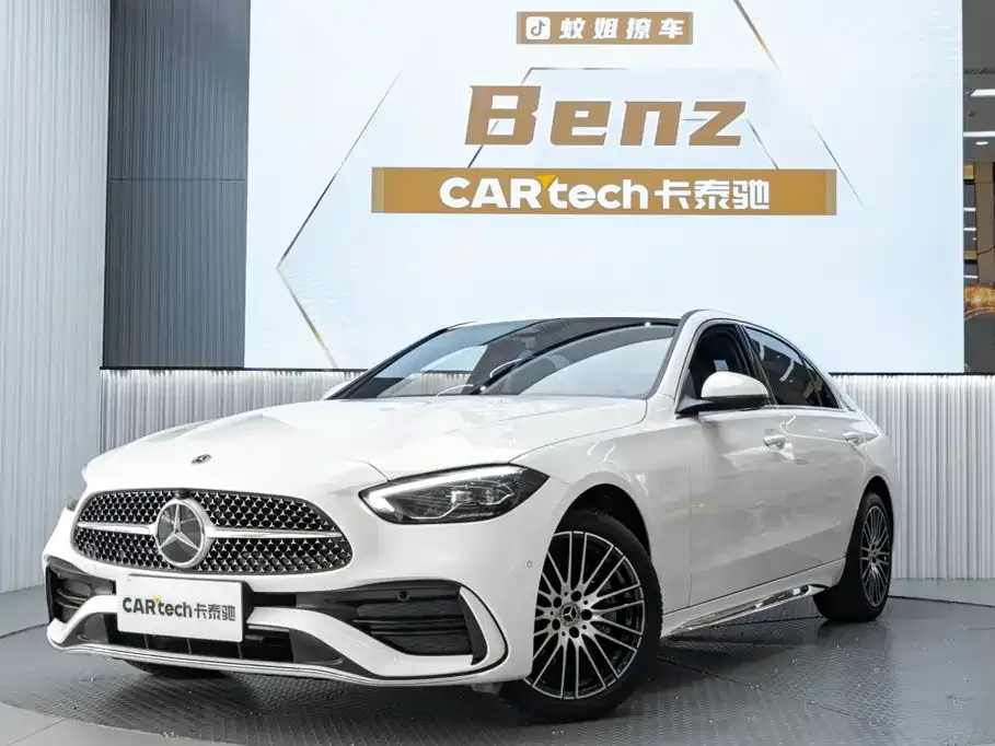 Mercedes-Benz C-Class — фото 1