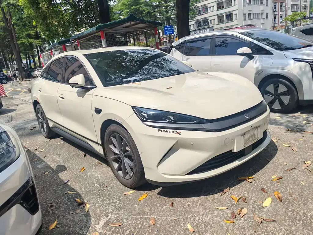 BYD Qin L — фото 1