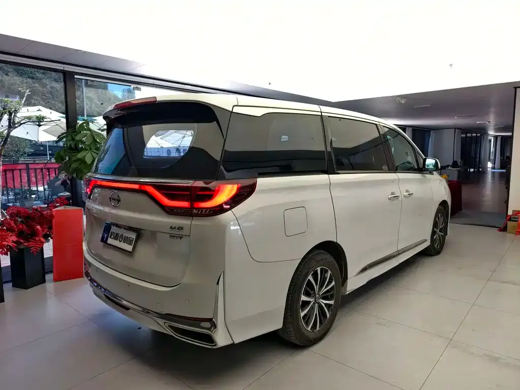 GAC Motor Trumpchi M8 — фото 5