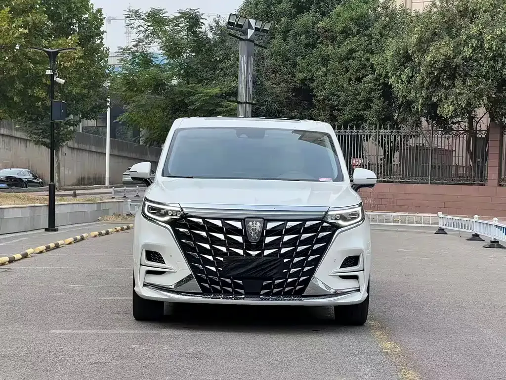 Roewe iMAX8 — фото 8
